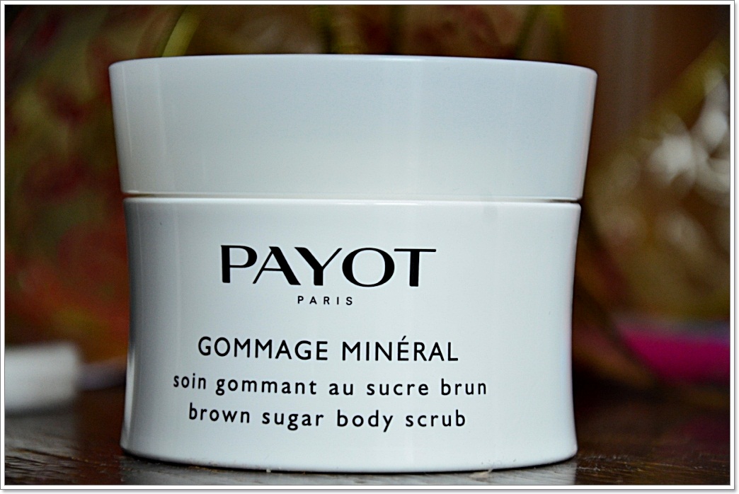 Payot gel. Скраб Payot Gommage. Payot гоммаж крем. Маска Payot Detox. Гель гоммаж Пайот.