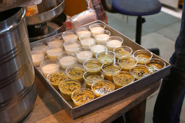 Manek Chowk Dosa South Indian Ahmedabad Night Street Food India Market