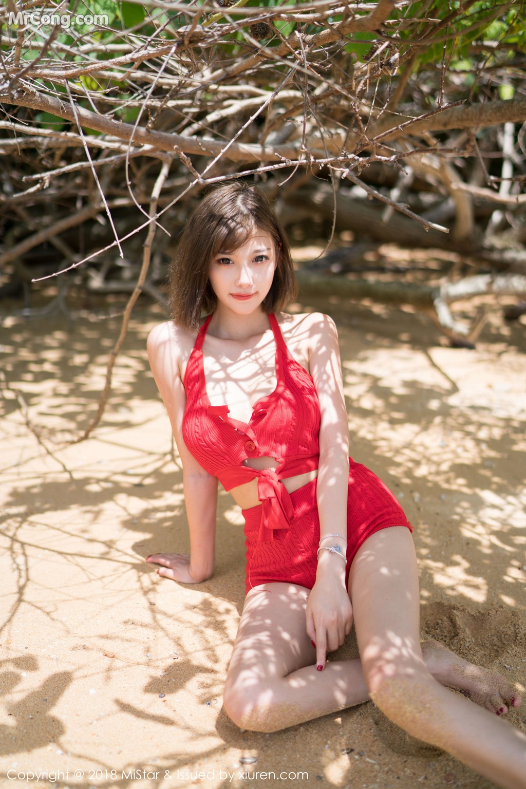 MiStar Vol.219: Model Yang Chen Chen (杨晨晨 sugar) (36 photos)