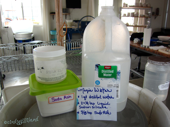 DirtKicker PoTTerY: Magic Water Rocks My World