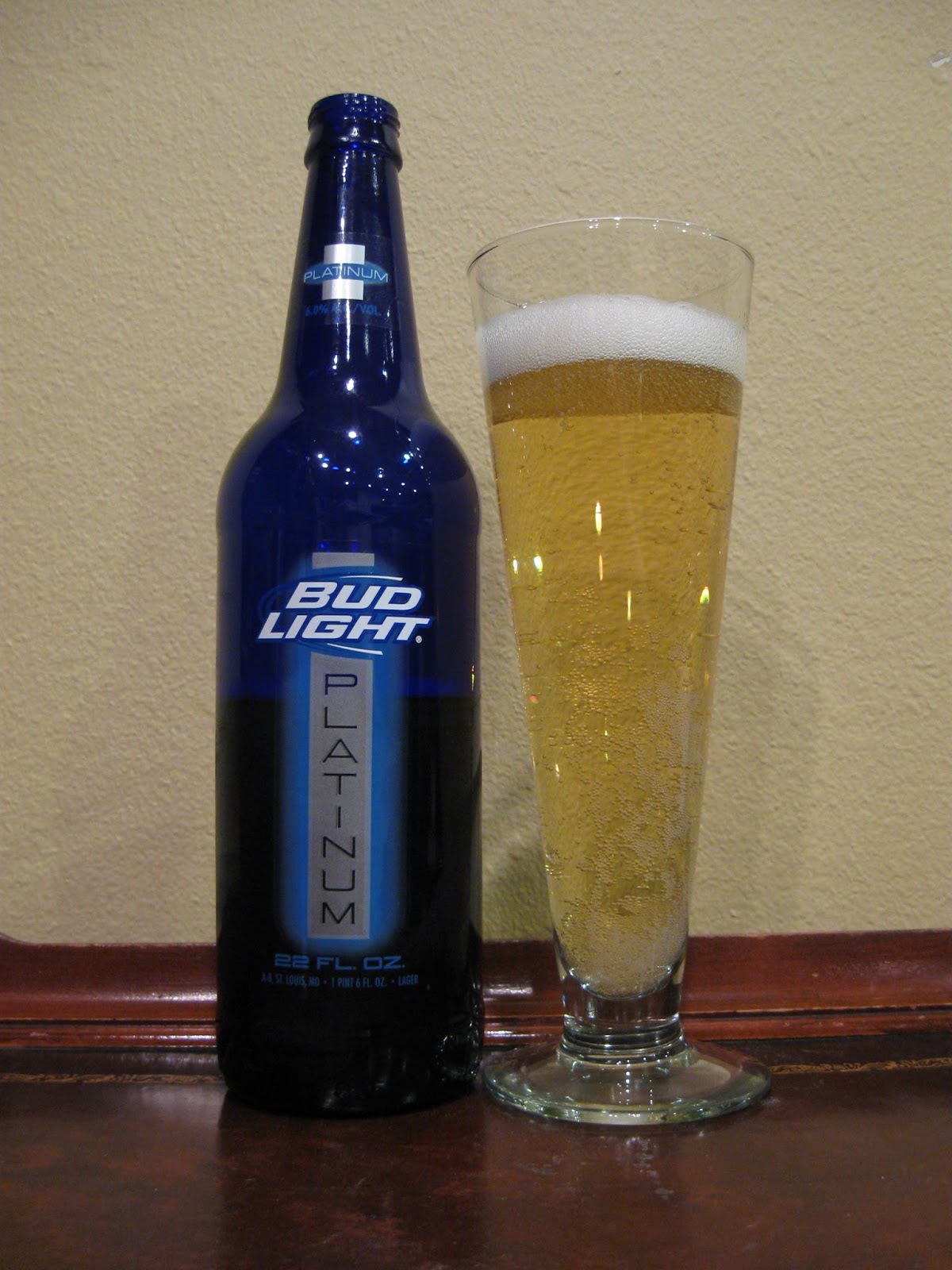 difference between budweiser and bud light