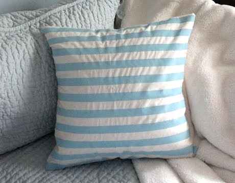 painting stripes on pillow