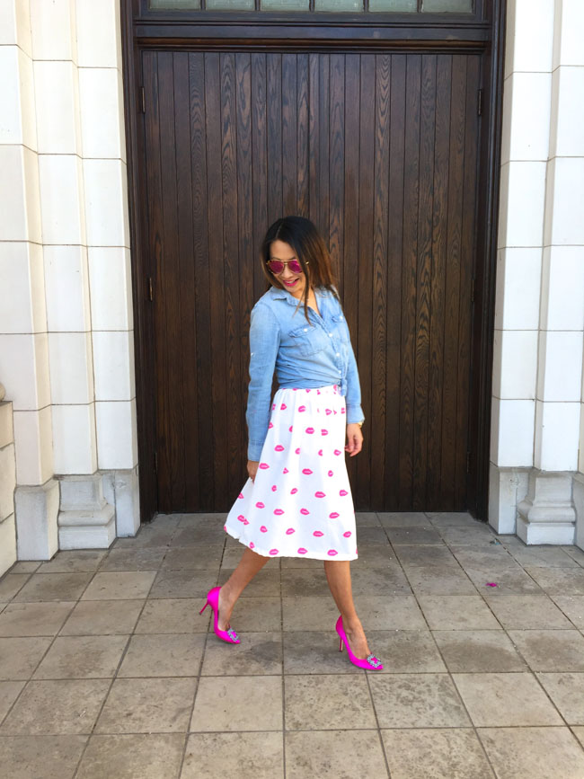 Chambray Style with Lip Print Skirt, Pink Pumps