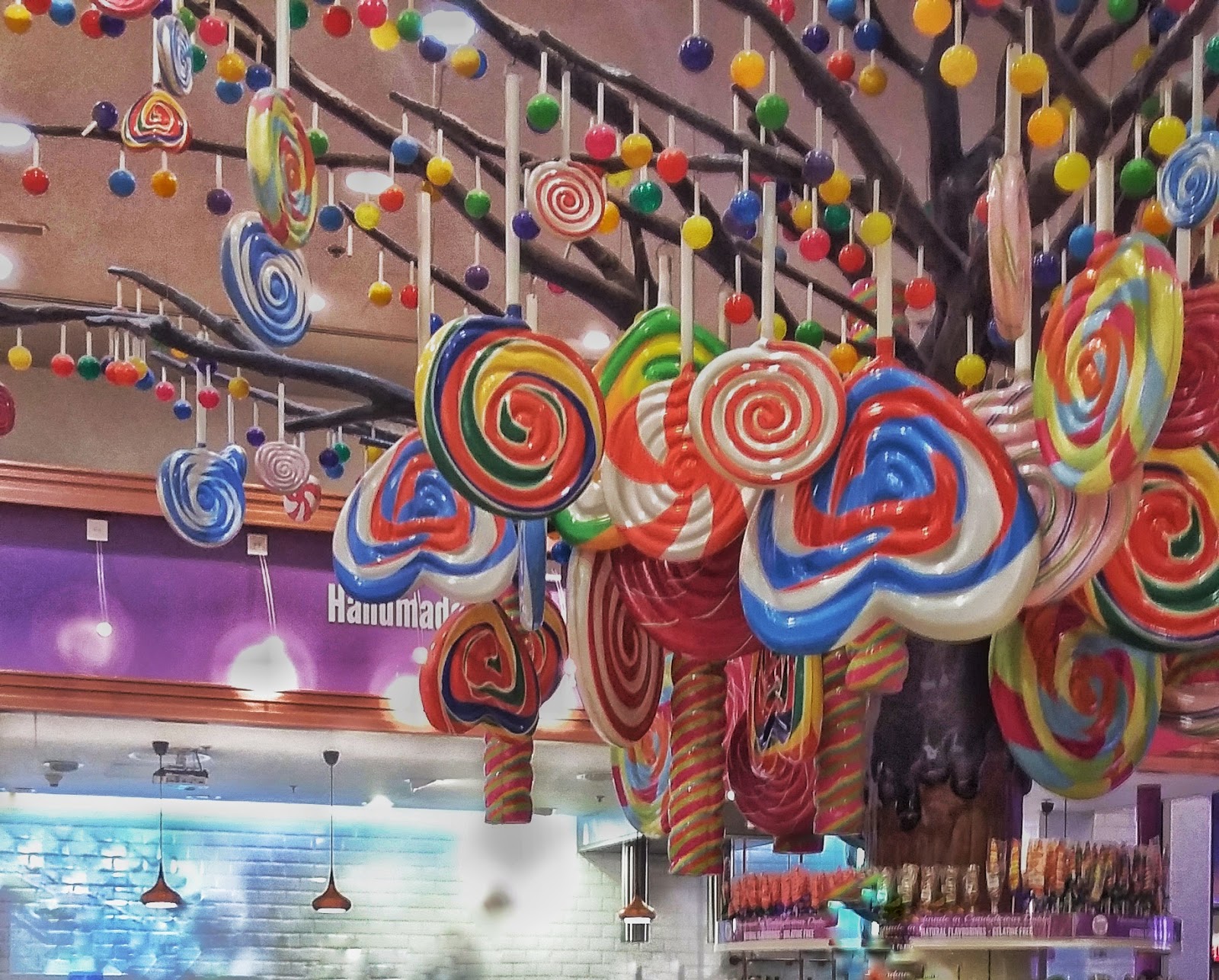 Candy FactoryDubai Mall