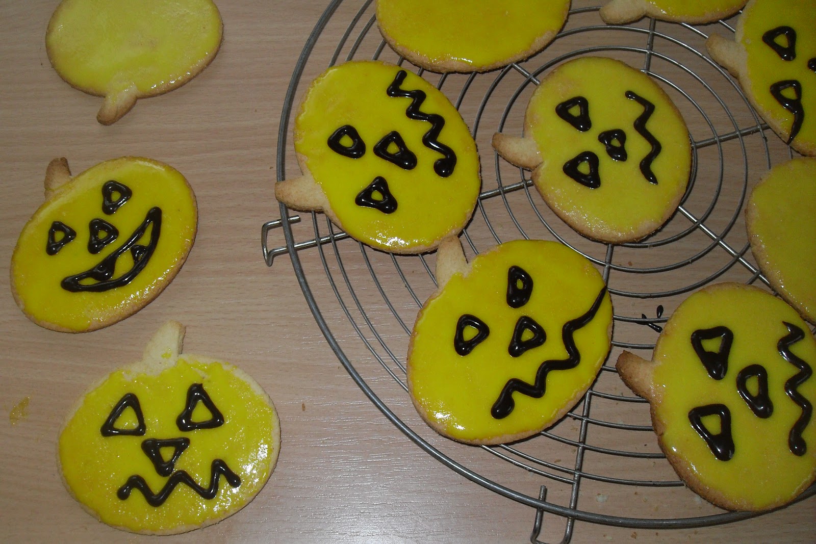 Sanna´s Hexenküche: Halloween Plätzchen