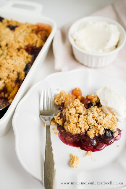 These Peach and Blueberry Crisp is as delicious as it is gorgeous! The recipe is super easy, too! | mynameissnickerdoodle.com These Peach and Blueberry Crisp is as delicious as it is gorgeous! The recipe is super easy, too! | mynameissnickerdoodle.com