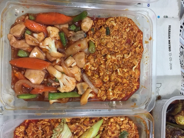 Chooyaya Secret Garden Kedai Makan Wan Telor Berlada