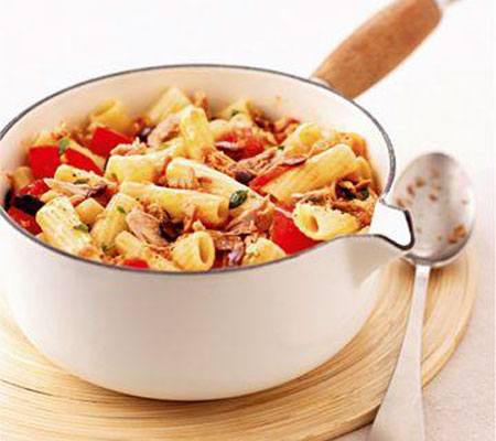 spicy tuna, tomato and olive pasta recipe -Taste USA