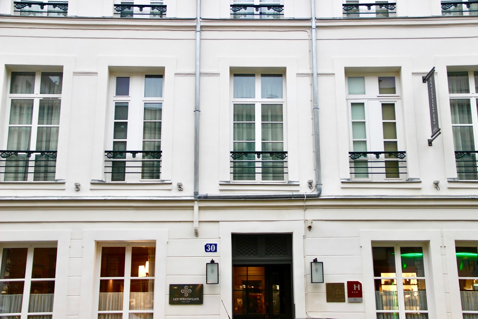 47 Rue Des Tournelles 75003 Paris Hôtel Les Tournelles : En plein du Marais - FRENCH FASHION TOUCH