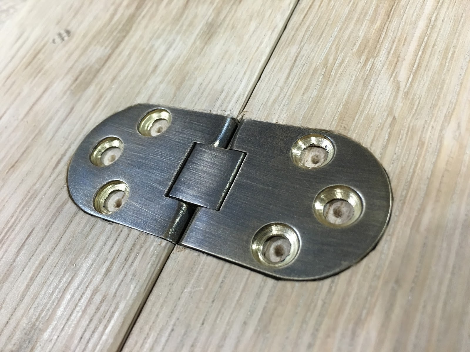 Honey Do Woodworking Flip Top Hinge Mortises
