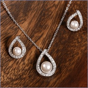 Pearl Bridal Jewelry Sets |The Bridal Club Is All About Bridal
