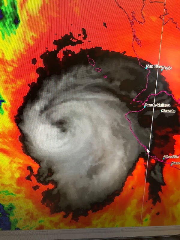 Declaran estado de emergencia en Nayarit y Sinaloa por Willa. Declaran estado de emergencia en Nayarit y Sinaloa por Willa.