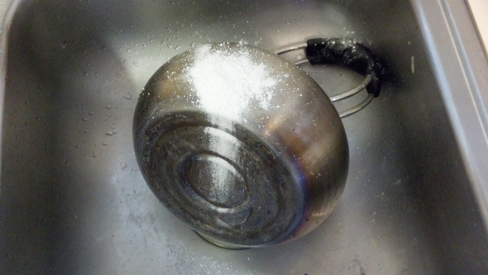 Fix Lovely How to repair a scalded pot