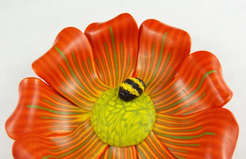 2 Good Claymates: Bumblebee Tutorial