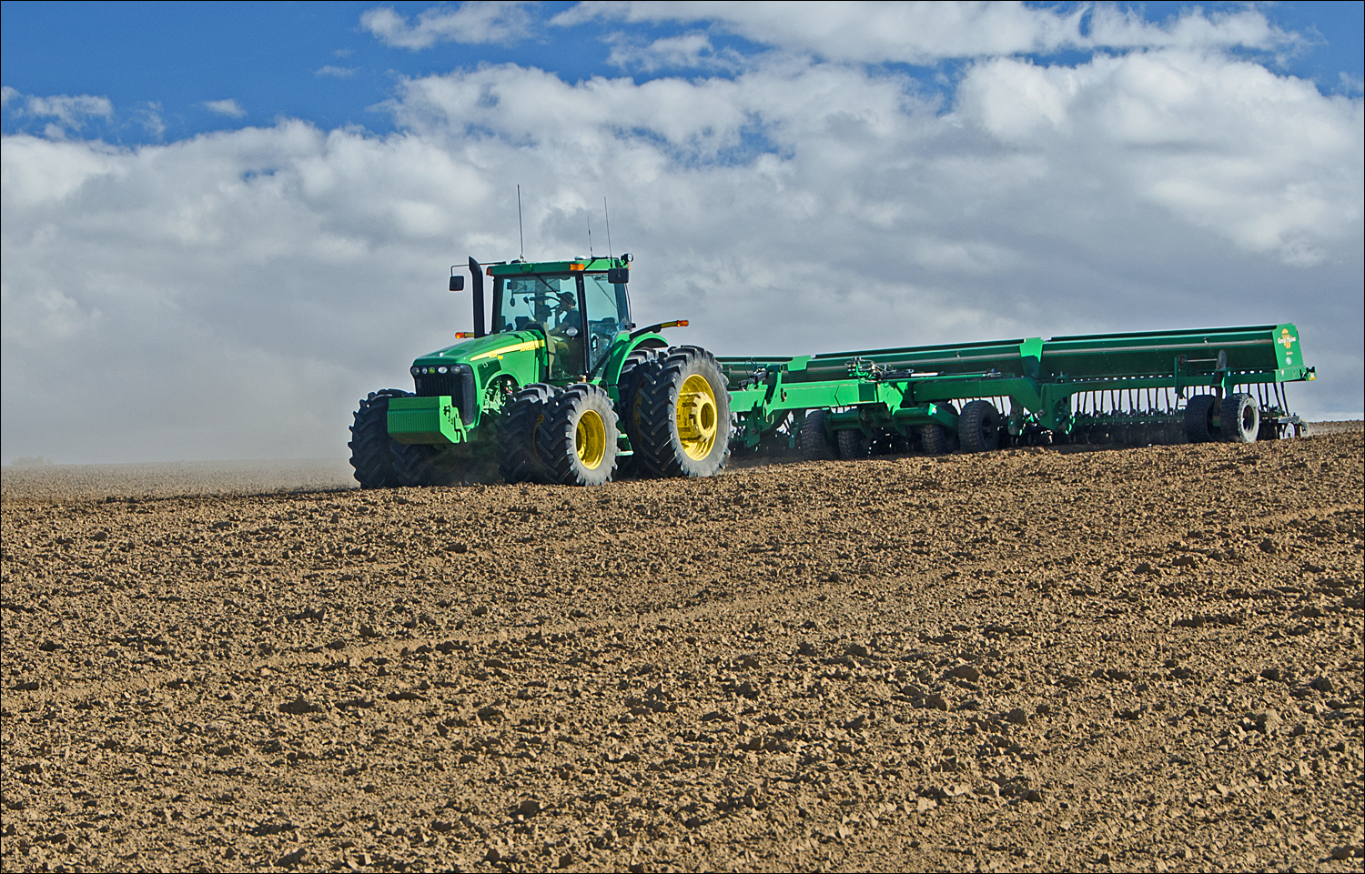 Pea planting in the Columbia Basin on Frenchman Hills.