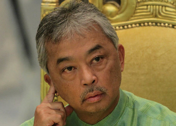 Tengku Marsilla Tengku Abdullah / Walau Pun "Bertongkat", Tengku