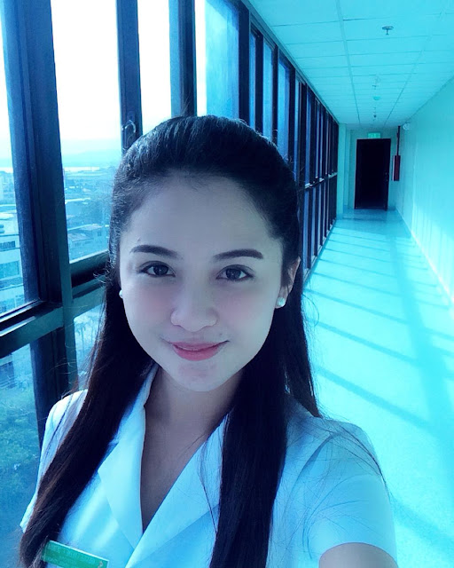 Yang Belum Sunat Pasti Ngebet Banget, Kalau Dokternya Secantik Ini Yang Belum Sunat Pasti Ngebet Banget, Kalau Dokternya Secantik Ini