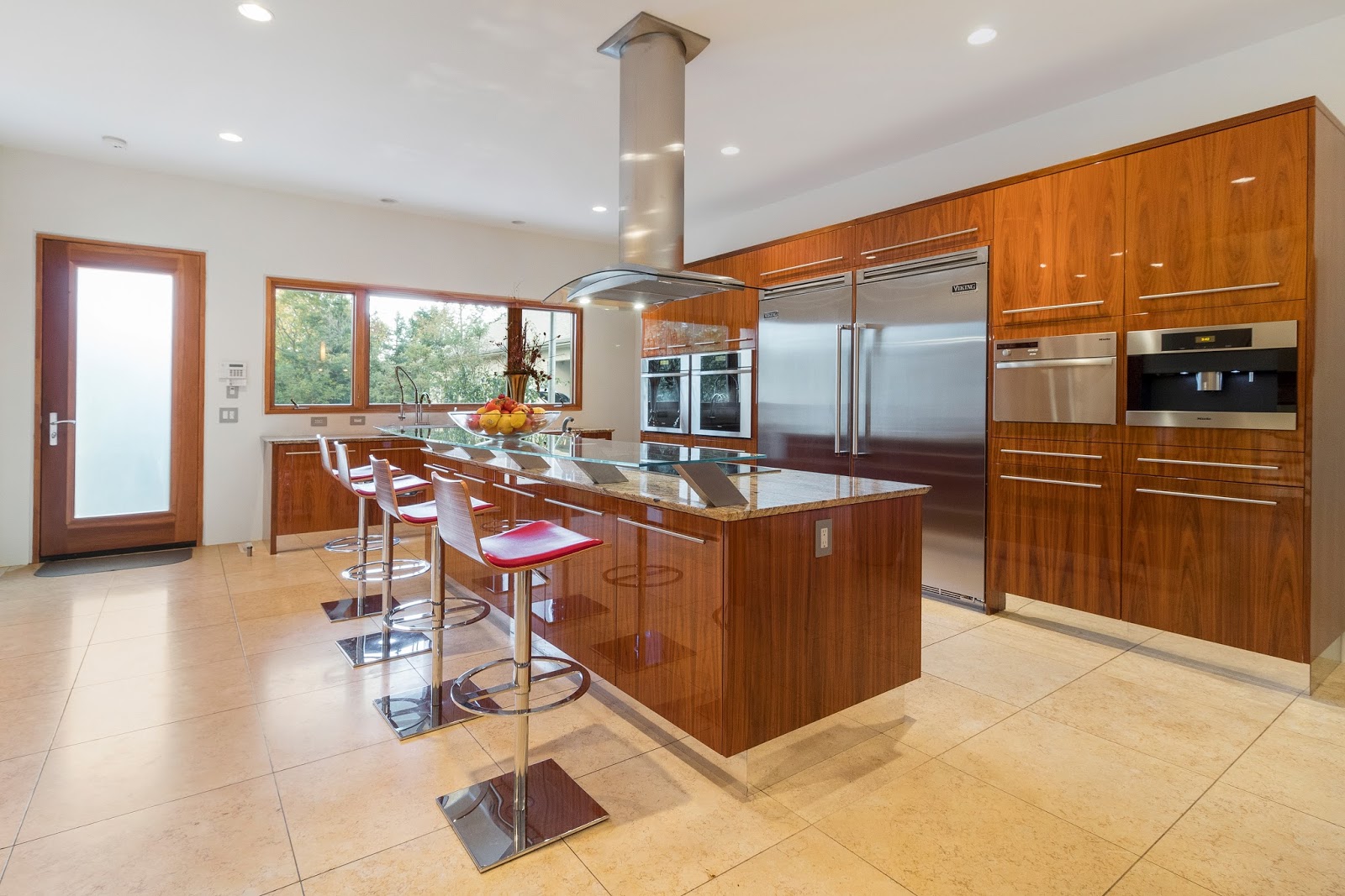 HUNT Distinctive Properties October/November 2017 HUNT Real Estate