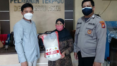 Warga Mauk yang Sedang Isoman Dapat Bansos dari Polresta Tangerang