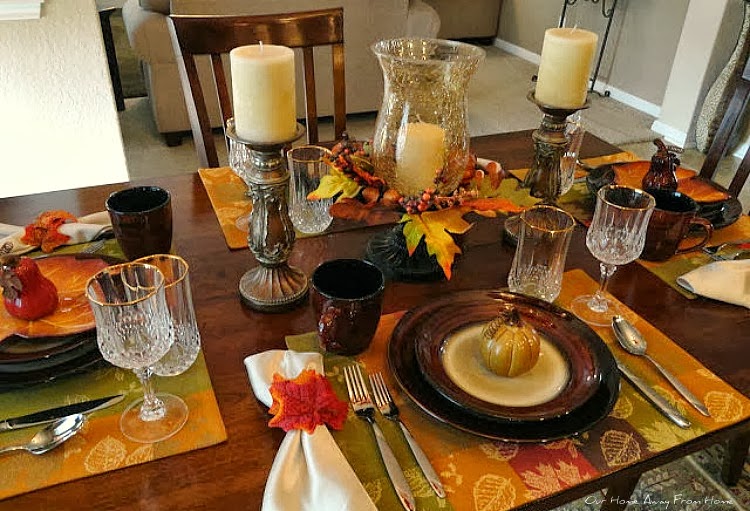 Our Home Away From Home: TWO FALL TABLESCAPES AND A DESSERT BAR