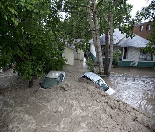 Alberta_flooding_photo_2013