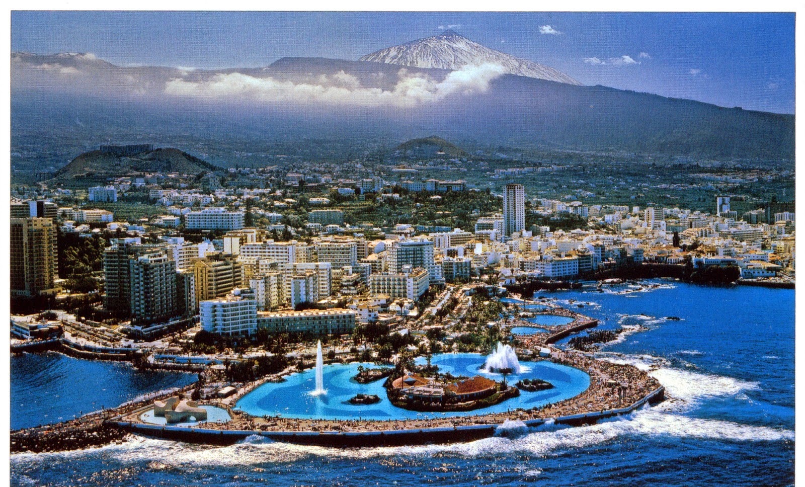 Traveleze: Enigmatic Beach Towns of Canary Islands
