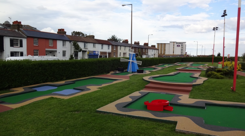 The Ham and Egger Files Arnold Palmer Crazy Golf course in Southend