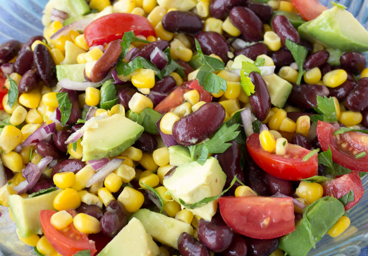 THE SAVVY SHOPPER Bean, Avocado, Corn, Onion And Tomato Salad