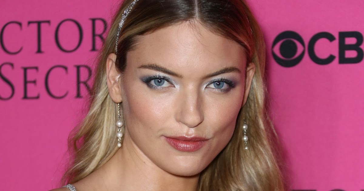Model Crush: Martha Hunt Victoria's Secret Fashion Show Viewing Party