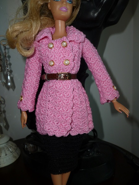 Crochê Barbie - Vestido Retrô de Crochê Para Barbie Por Pecunia Milliom 