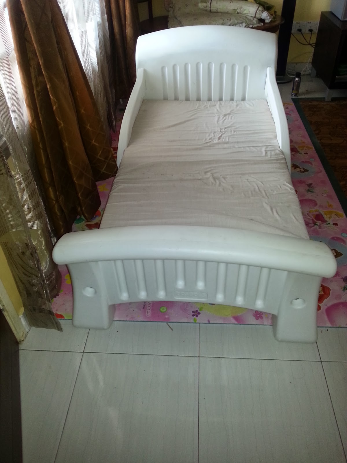 MYBUNDLETOYS2 COSCO Toddler White Bed with Bedrails (SOLD)