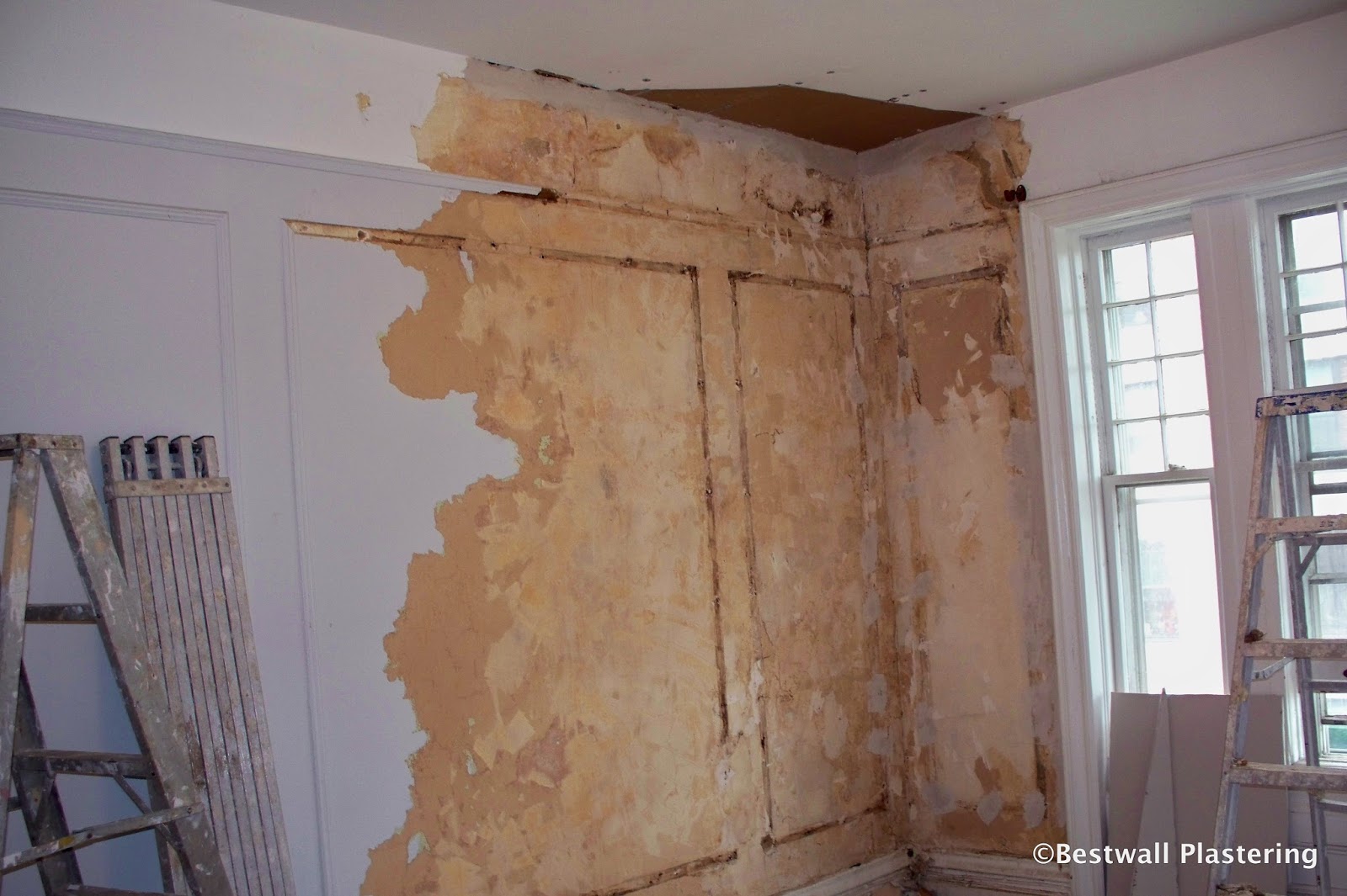 How To Repair Water Damaged Wall Plaster | MyCoffeepot.Org