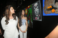 Parineeti, Karisma, Richa Chadda, Huma Qureshi and Lisa Haydon at Nikhar Tandon's art exhibition for Samvedna NGO 