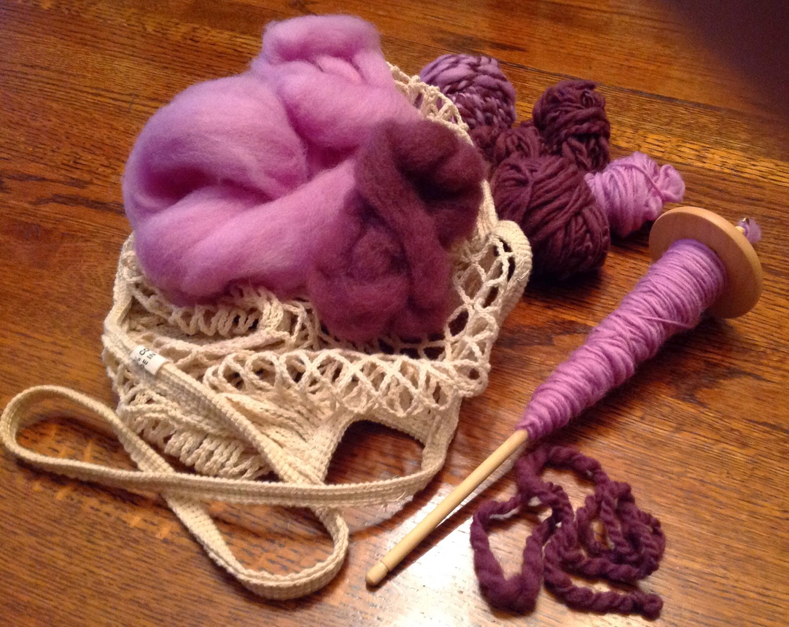 Manipulating knots......knitting & crocheting My obsession to spin