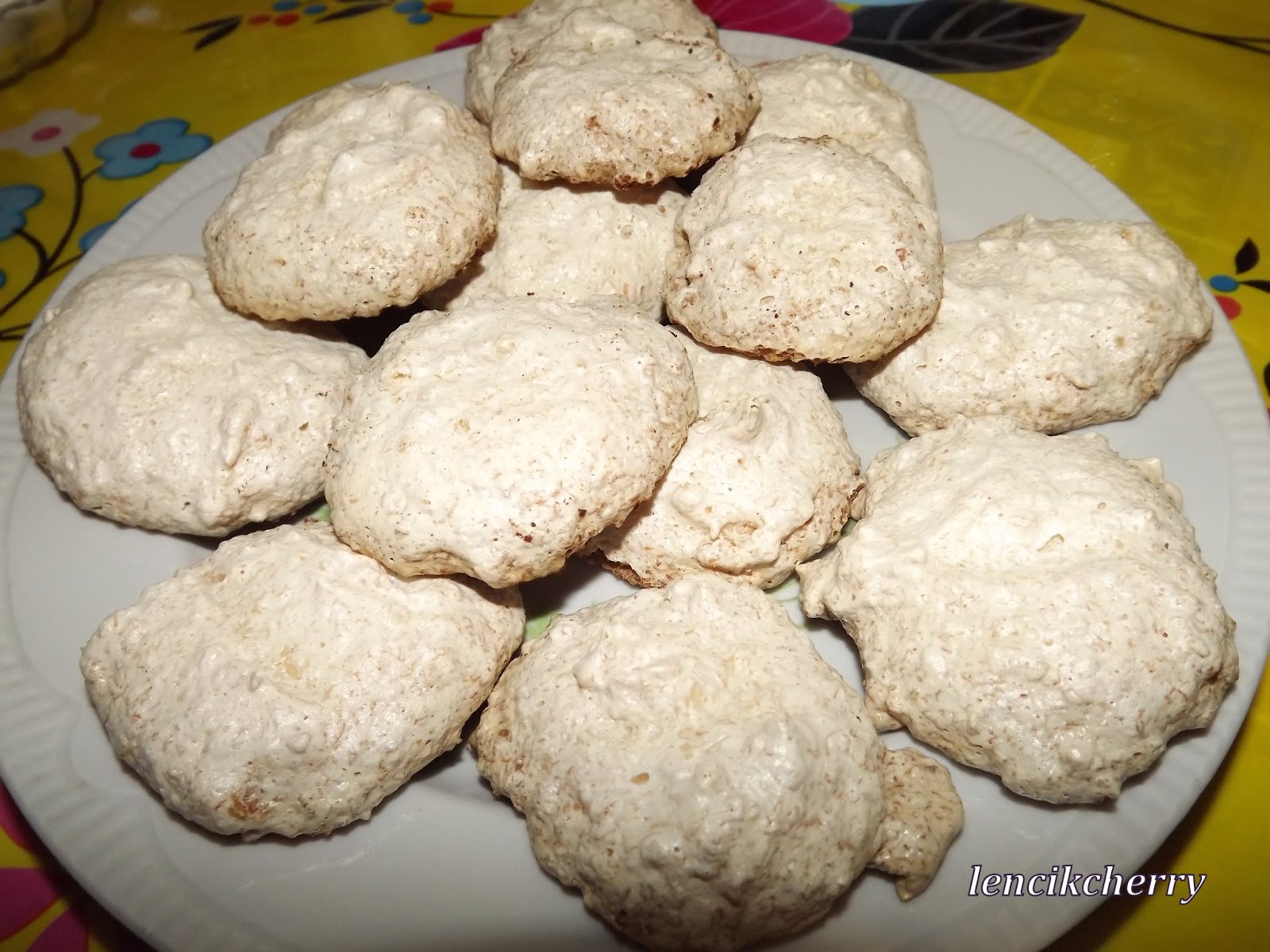 Пряники с кокосовой стружкой