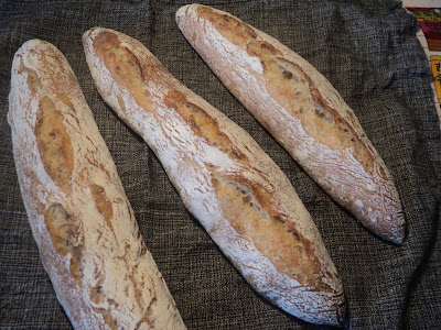  MIS PRIMERAS <strong>BAGUETTES</strong>. 