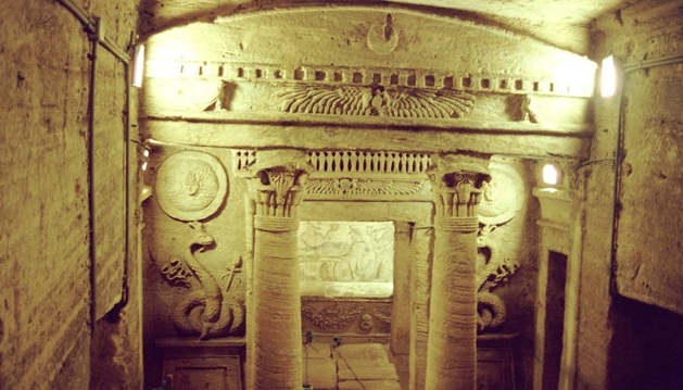 Catacomb of Kom El Shoqafa 