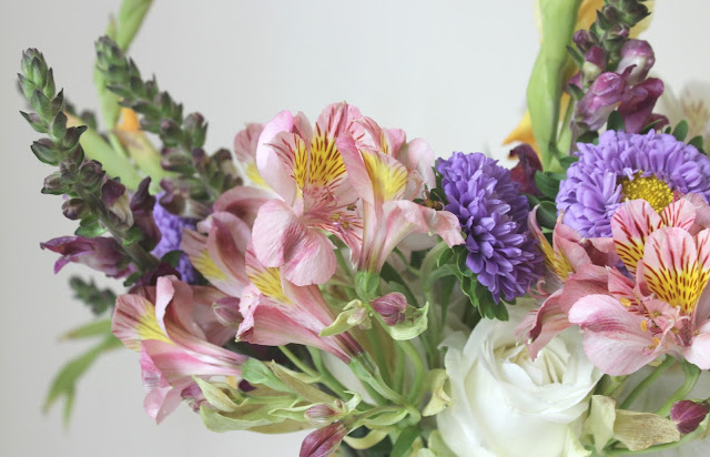 Beards & Daisies The Letterbox Florist Review