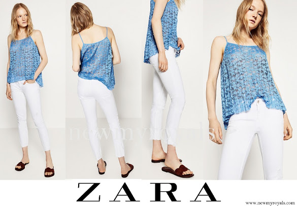 Princess-Madeleine-wore-ZARA-mid-rise-jeans.jpg