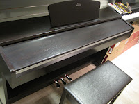 Yamaha YDP135R & YDP141 Digital Pianos