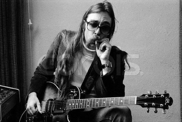 La Música No Tiene Fecha De Caducidad - Music Has No Expiration Date