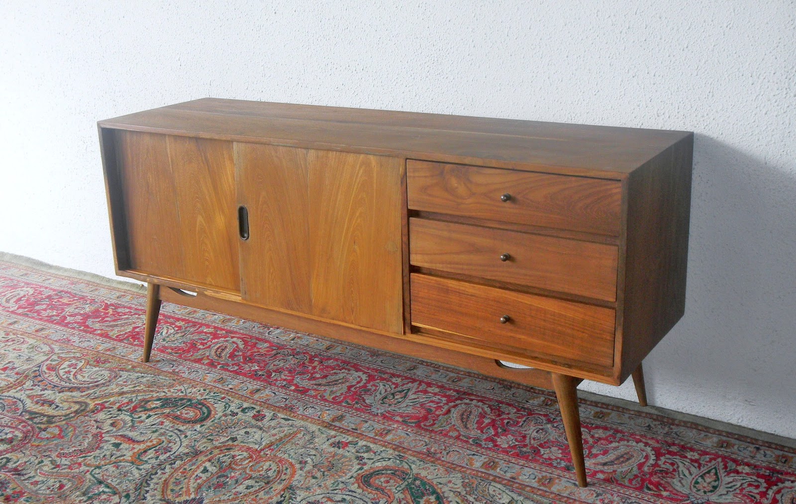 VINTAGE FURNITURE BEAUTIFUL SIDEBOARDS, WARDROBES AND WOODEN FILING