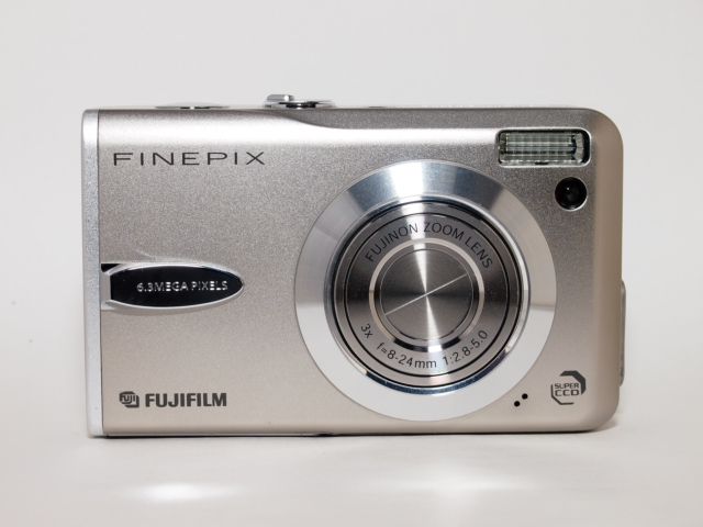 注目ブランドのギフト ナチュラモード搭載FUJIFILM FinePix F10 CCD