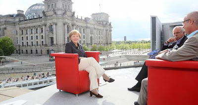 El blog de Alejandro Macías: Entrevista a Merkel en exteriores