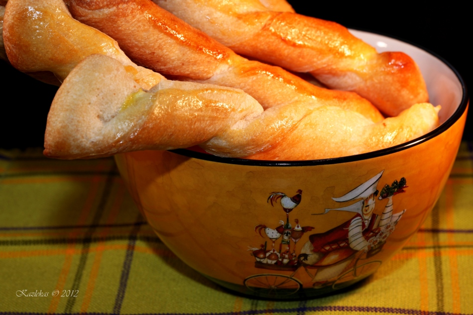 A Little Yummy For Your Tummy No Yeast Bread Sticks