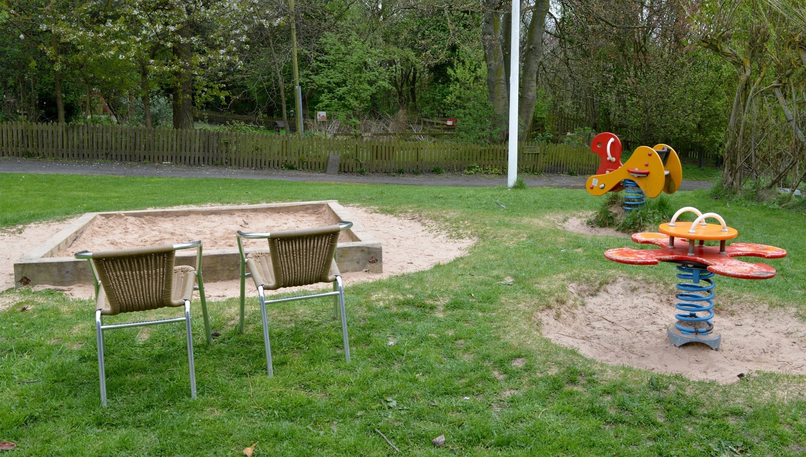 Rising Sun Country Park A Pushchair & Dogfriendly Walk in North