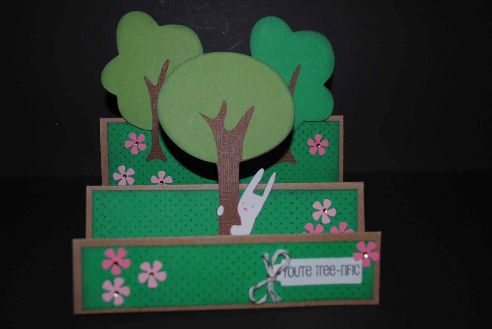 cricutology Stair Step Card (Give a Hoot Cricut Cartridge)