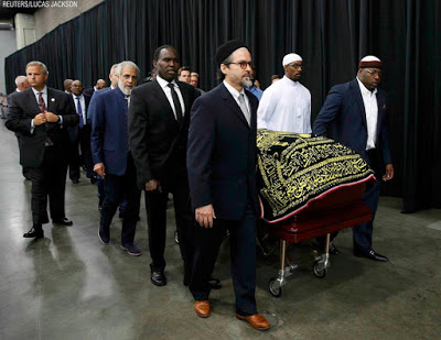 Photos: Muslim funeral service begins for Muhammad Ali 1 Muslim%2Bfuneral%2Bservice%2Bbegins%2Bfor%2BMuhammad%2BAli