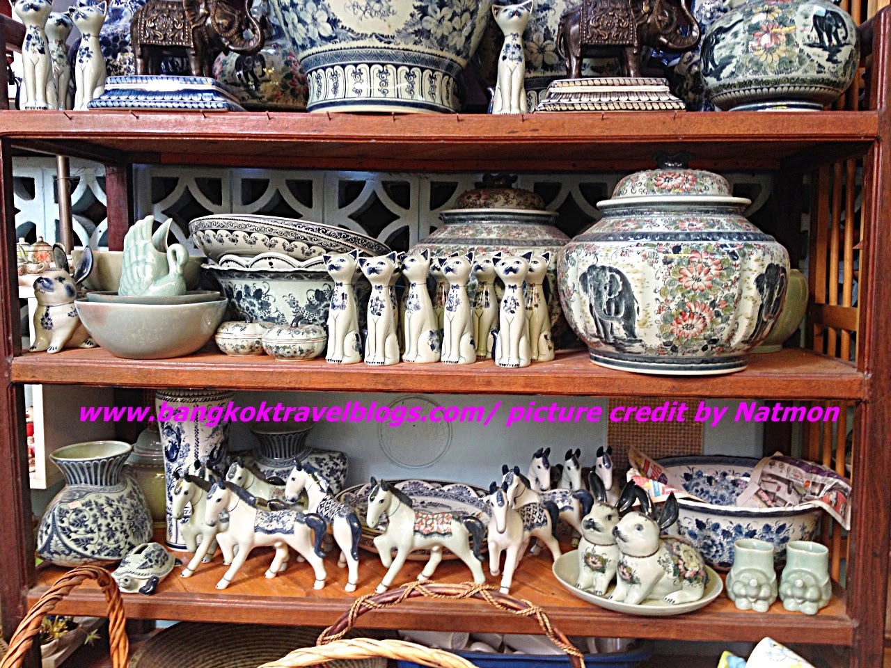 Benjarong shop , (Thai Porcelain Ware)
