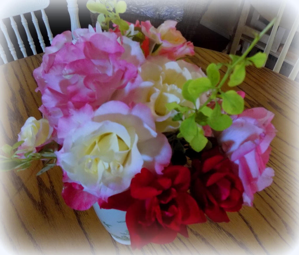 Crafty Home Cottage Roses & A Goodwill Vase